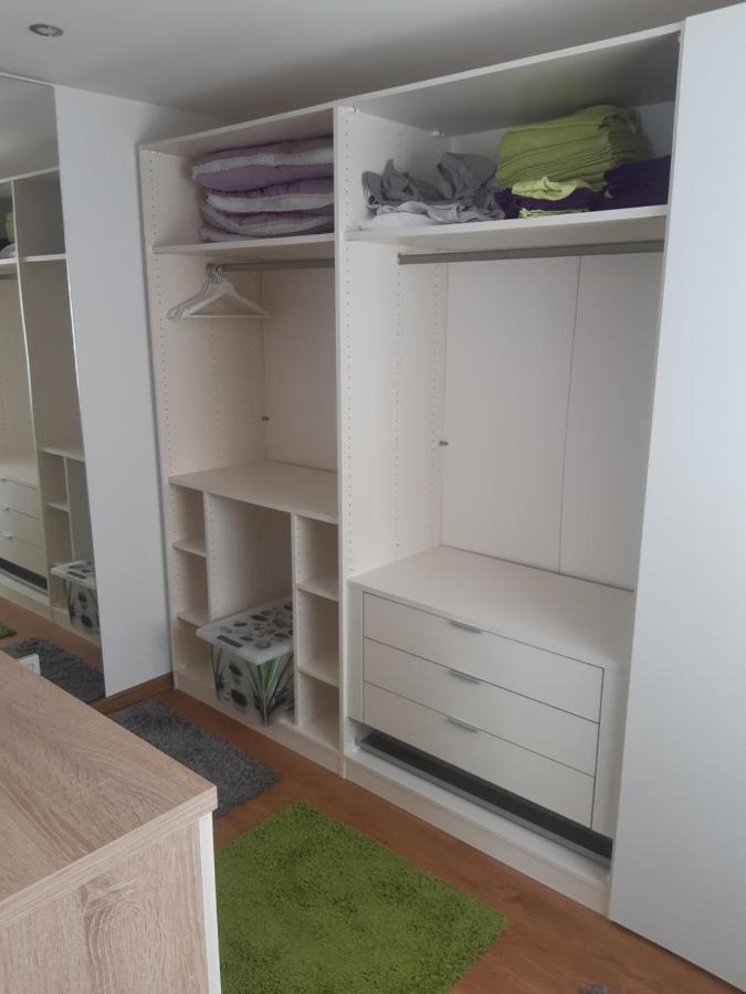 Hochwertige Und Moderne Ferienwohnung Huber Neuweiler  Buitenkant foto
